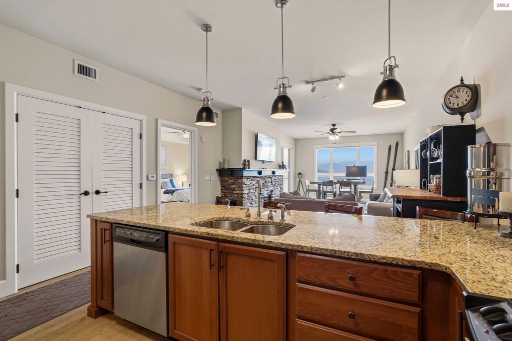 702 Sandpoint Ave #7302, Sandpoint, ID 83864 photo 9