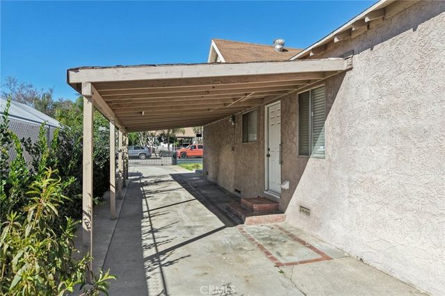 385 E 17th Street, San Bernardino, CA 92404