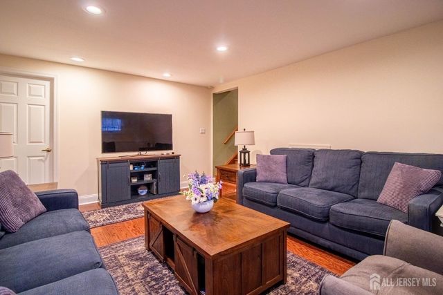 31 Hillsdale Road, East Brunswick, NJ 08816