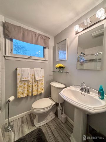 31 Hillsdale Road, East Brunswick, NJ 08816