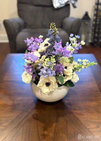 31 Hillsdale Road, East Brunswick, NJ 08816