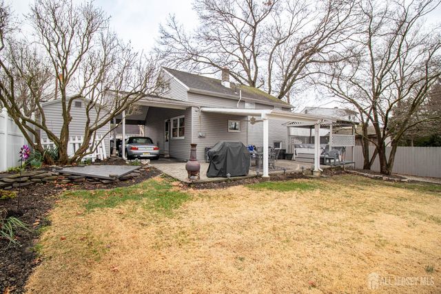 31 Hillsdale Road, East Brunswick, NJ 08816