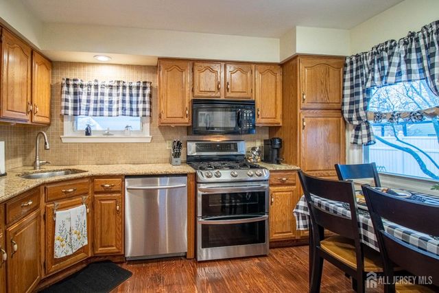 31 Hillsdale Road, East Brunswick, NJ 08816