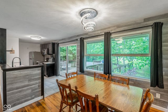 221 W Chester Drive, Ellettsville, IN 47429