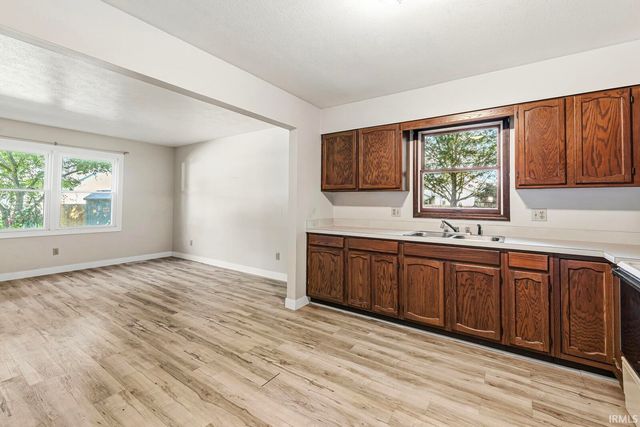 1728 C-1 Manor Haus Court, Goshen, IN 46526