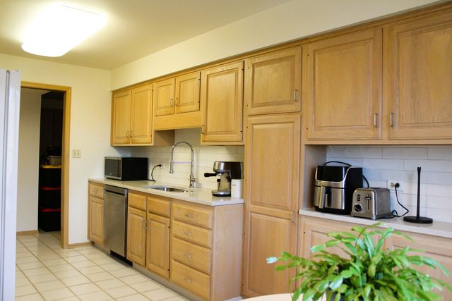 1000 Deerfield Road 304, Highland Park, IL 60035