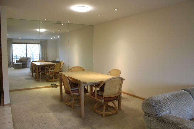 1000 Deerfield Road 304, Highland Park, IL 60035