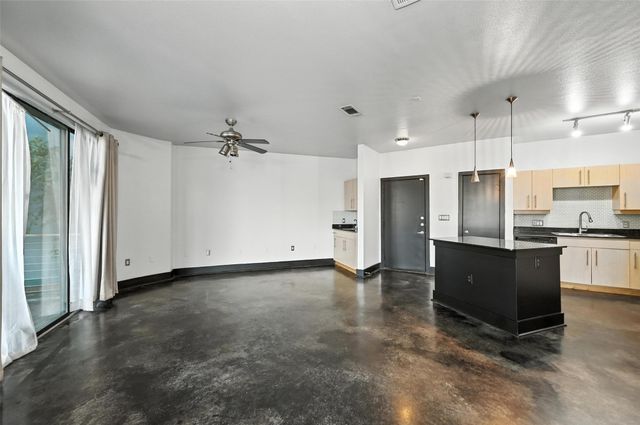 4414 Cedar Springs Road 124, Dallas, TX 75219