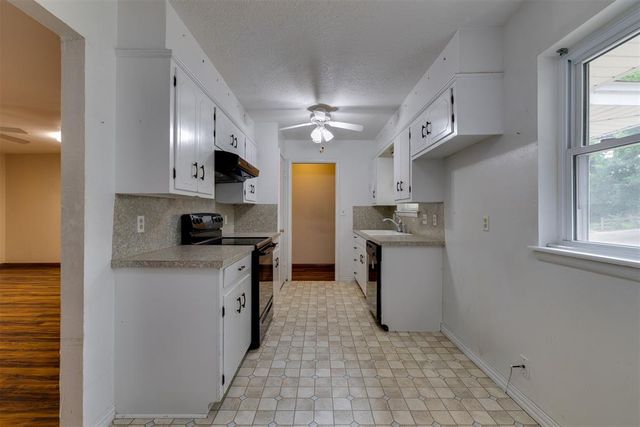 1701 Beverly Hills Street, Norman, OK 73072