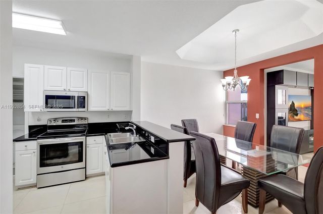 11160 NW 73rd St 0, Doral, FL 33178