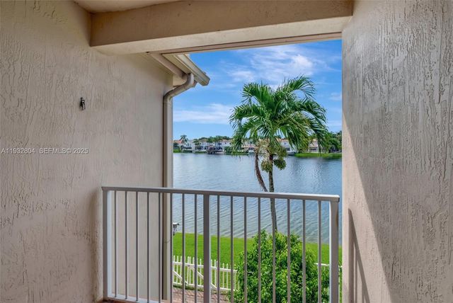 11160 NW 73rd St 0, Doral, FL 33178