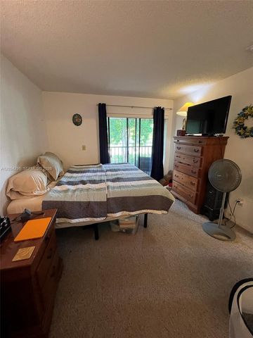 9710 Hammocks Blvd 204-31, Miami, FL 33196
