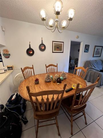 9710 Hammocks Blvd 204-31, Miami, FL 33196