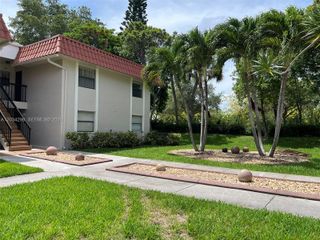 9710 Hammocks Blvd 204-31, Miami, FL 33196