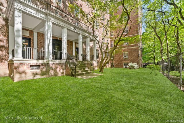 68-10 108th Street 1D, Forest Hills, NY 11375