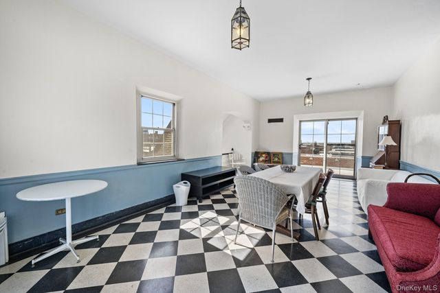 68-10 108th Street 1D, Forest Hills, NY 11375