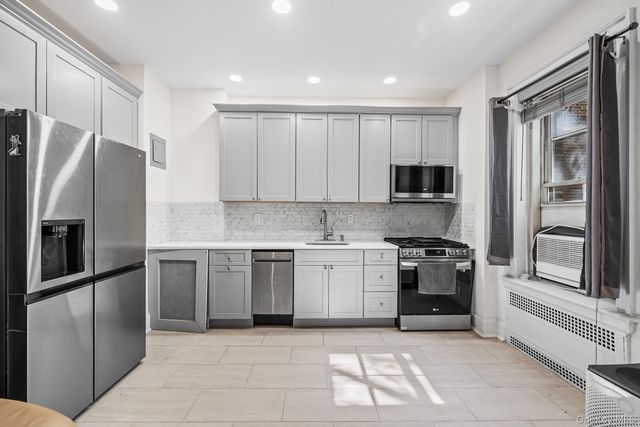 68-10 108th Street 1D, Forest Hills, NY 11375