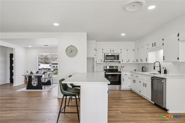 3304 Brookbend Drive, Killeen, TX 76543