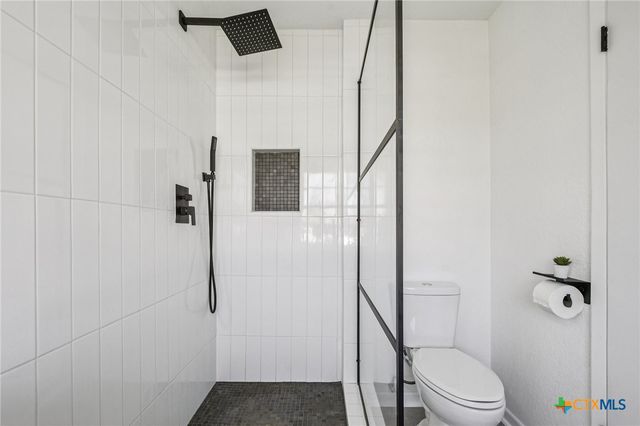 3304 Brookbend Drive, Killeen, TX 76543