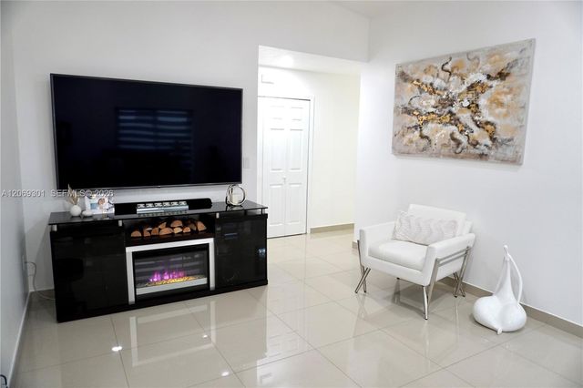 10157 NW 129th Terrace 0, Hialeah Gardens, FL 33018
