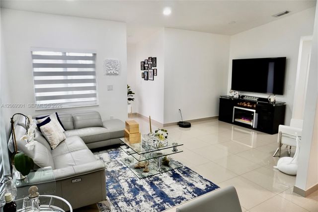 10157 NW 129th Terrace 0, Hialeah Gardens, FL 33018