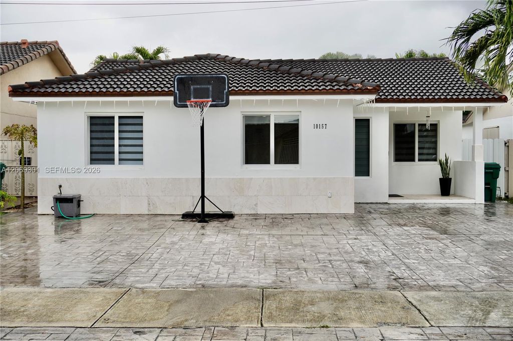10157 NW 129th Terrace 0, Hialeah Gardens, FL 33018