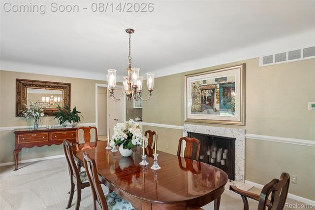 3821 Lakecrest Drive Drive, Bloomfield Hills, MI 48304