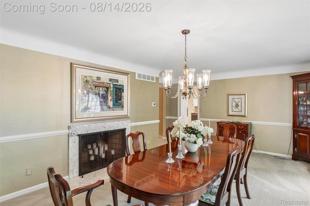 3821 Lakecrest Drive Drive, Bloomfield Hills, MI 48304