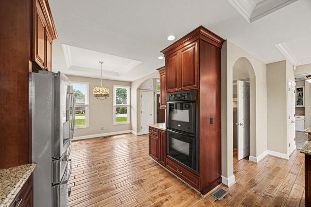 2366 N Fort Thomas Avenue, Fort Thomas, KY 41075