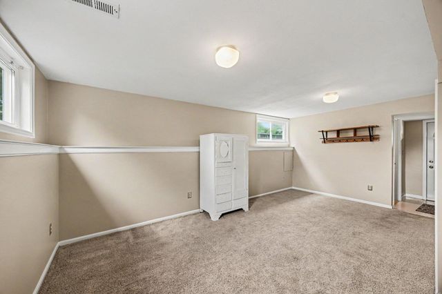 2366 N Fort Thomas Avenue, Fort Thomas, KY 41075
