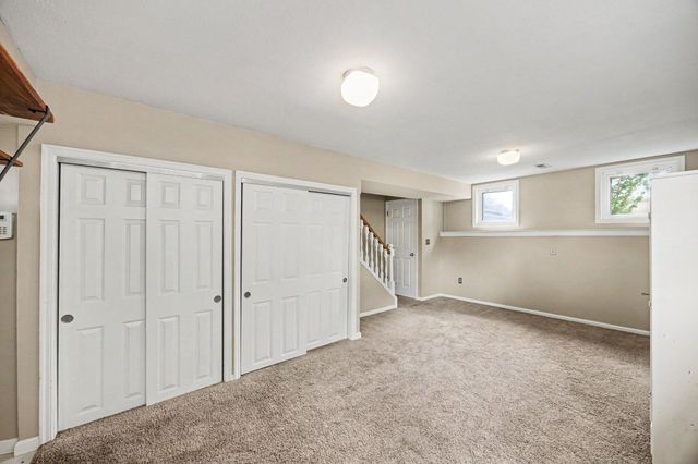 2366 N Fort Thomas Avenue, Fort Thomas, KY 41075