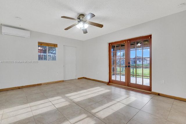 15512 SW 142nd Ct, Miami, FL 33177