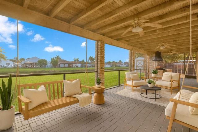 15512 SW 142nd Ct, Miami, FL 33177