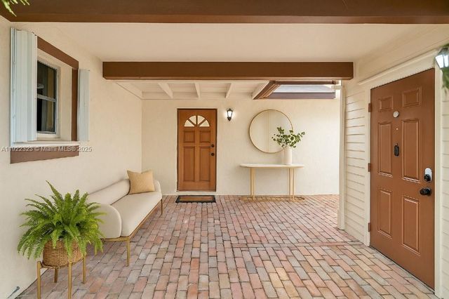 15512 SW 142nd Ct, Miami, FL 33177