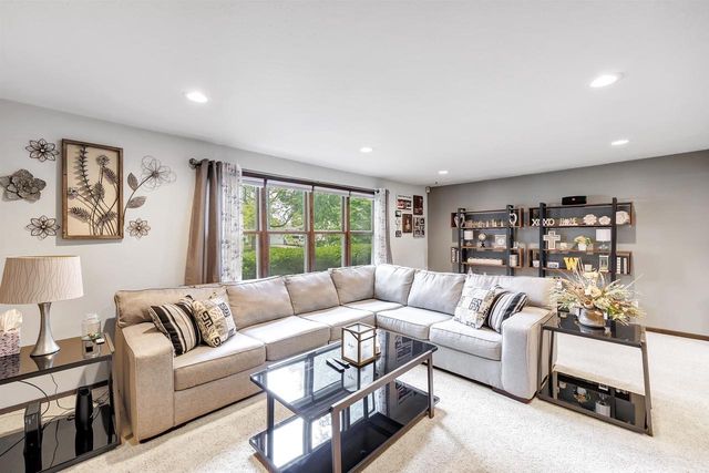 495 EDELWEISS DRIVE, Green Bay, WI 54302