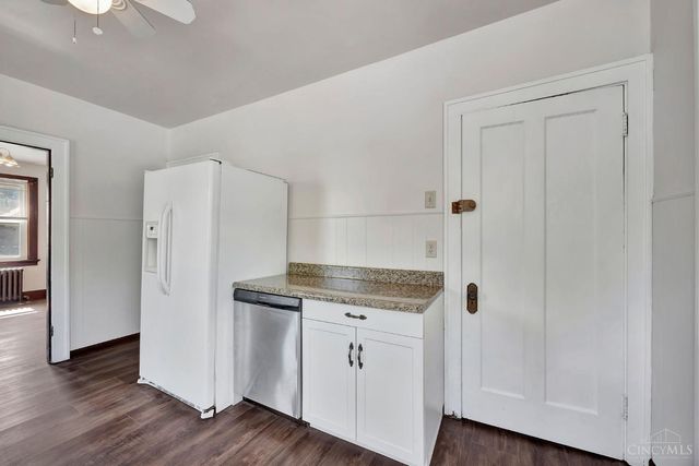 1052 Delhi Avenue, Cincinnati, OH 45204