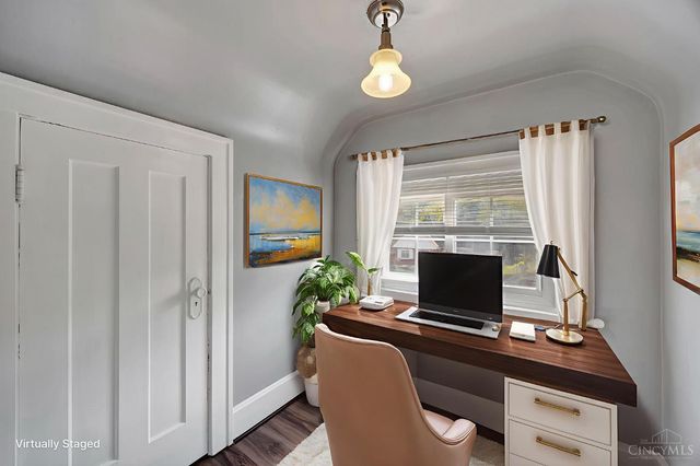 1052 Delhi Avenue, Cincinnati, OH 45204