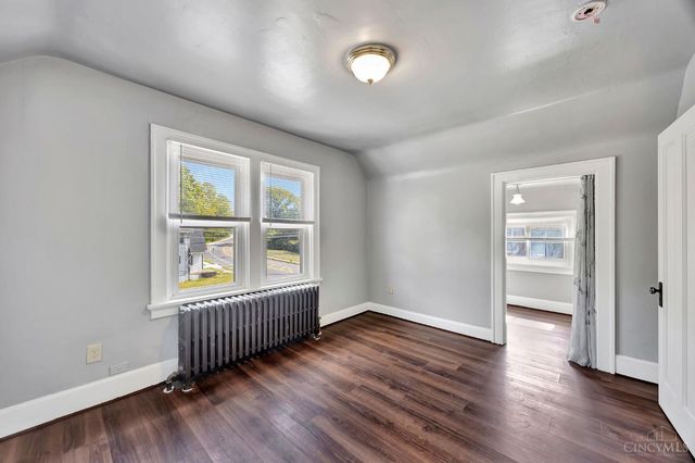 1052 Delhi Avenue, Cincinnati, OH 45204