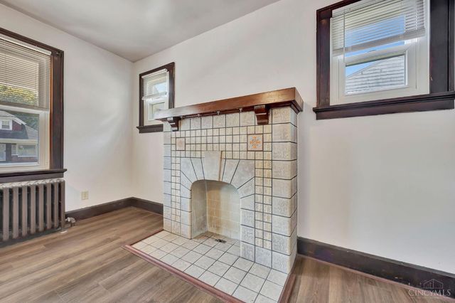 1052 Delhi Avenue, Cincinnati, OH 45204