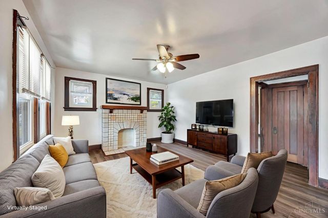 1052 Delhi Avenue, Cincinnati, OH 45204