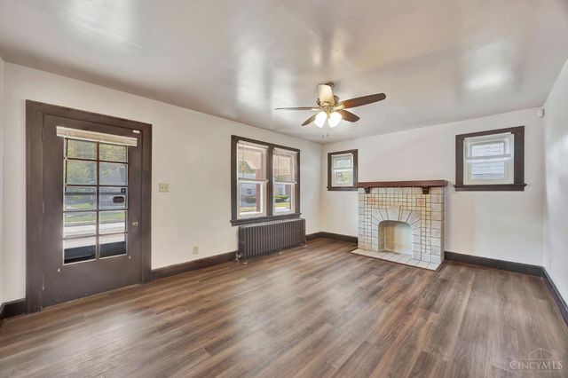 1052 Delhi Avenue, Cincinnati, OH 45204