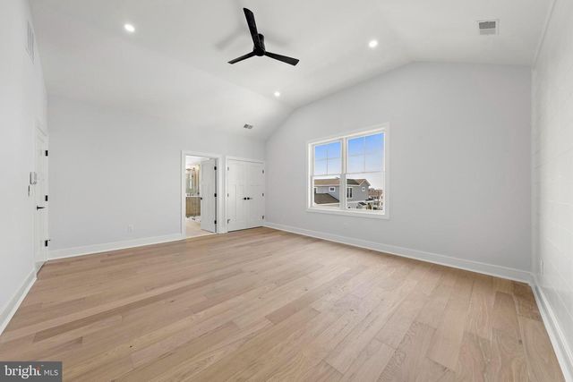 352 N 5TH ST, Surf City, NJ 08008