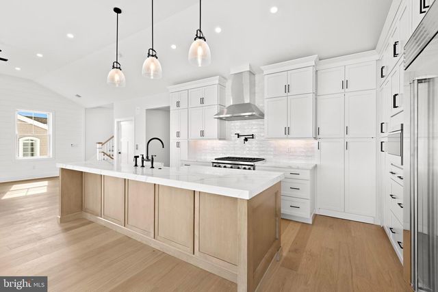 352 N 5TH ST, Surf City, NJ 08008