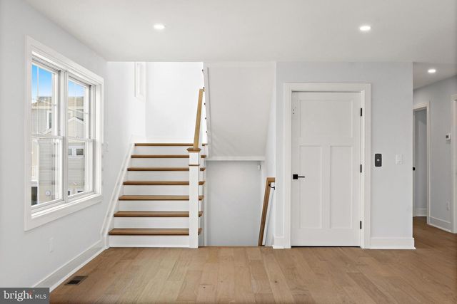 352 N 5TH ST, Surf City, NJ 08008