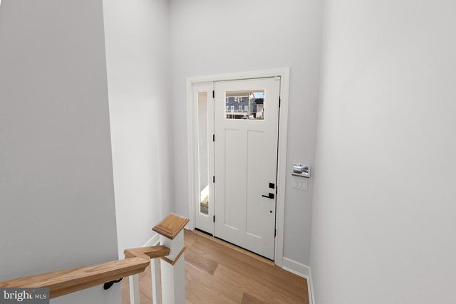 352 N 5TH ST, Surf City, NJ 08008