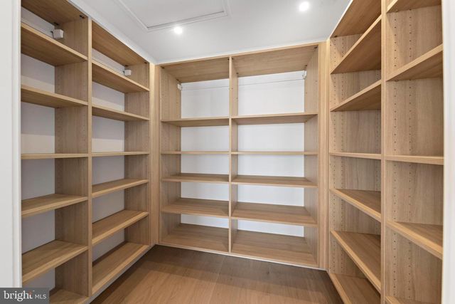 352 N 5TH ST, Surf City, NJ 08008