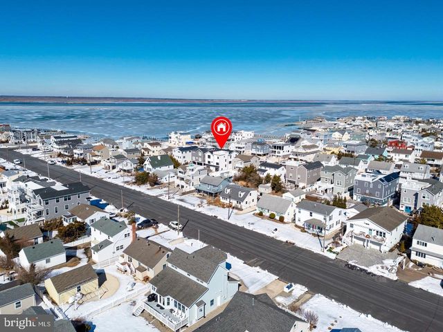 352 N 5TH ST, Surf City, NJ 08008