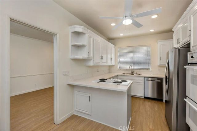 5216 Yarmouth Avenue 105, Encino, CA 91316
