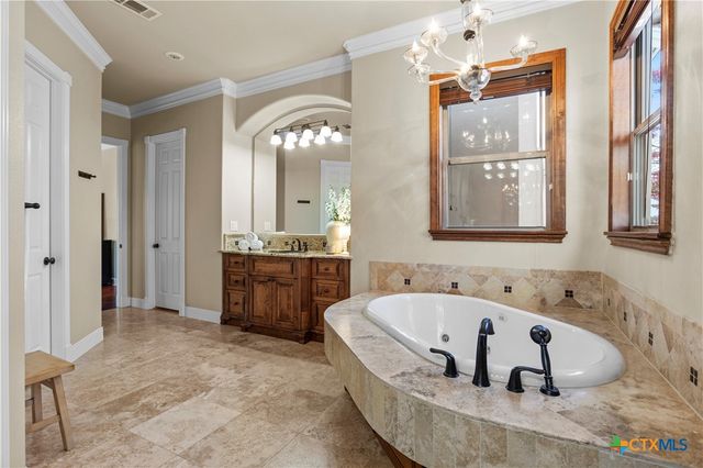 3823 Southlake Drive, Belton, TX 76513