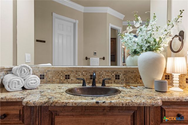 3823 Southlake Drive, Belton, TX 76513